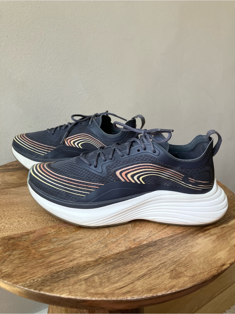 APL | Streamline Women’s Running Training Sneakers Navy Stripe